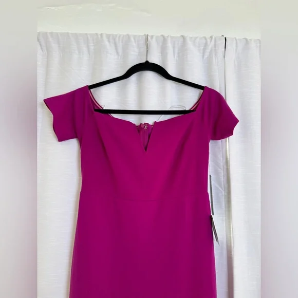 Lulus Magenta Off Shoulder Maxi Dress Formal Wedding Bridesmaid Gown NWT Size M - Picture 9 of 17